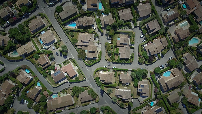 Be a Nosy Neighbour